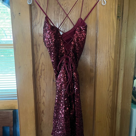 Red Sequined Prom/Homecoming Dress - Picture 7 of 7